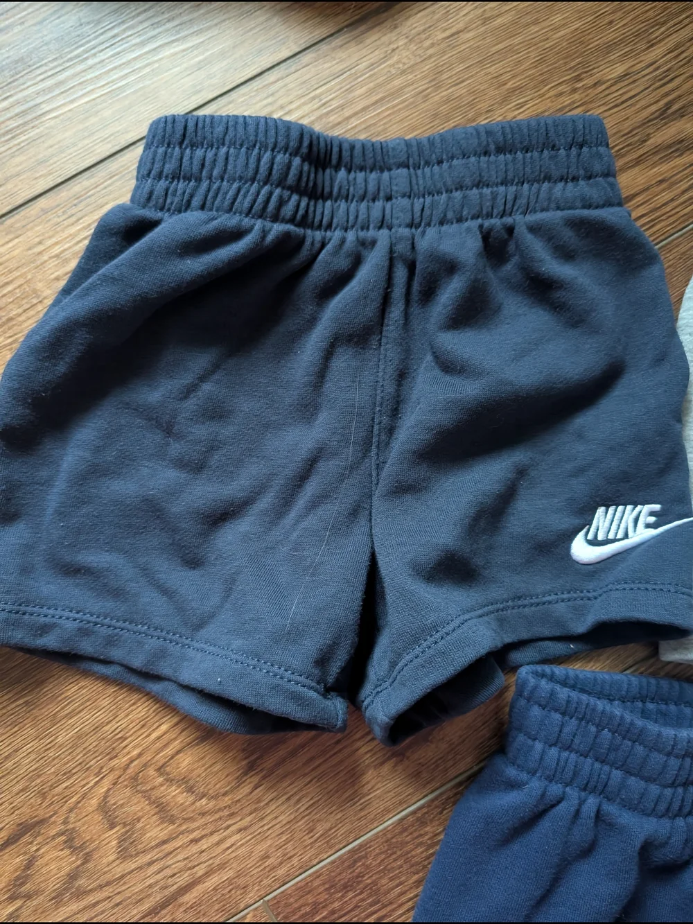$ Lot Of 3 Nike Kids Shorts and Joggers Set - Navy and‎ Gray